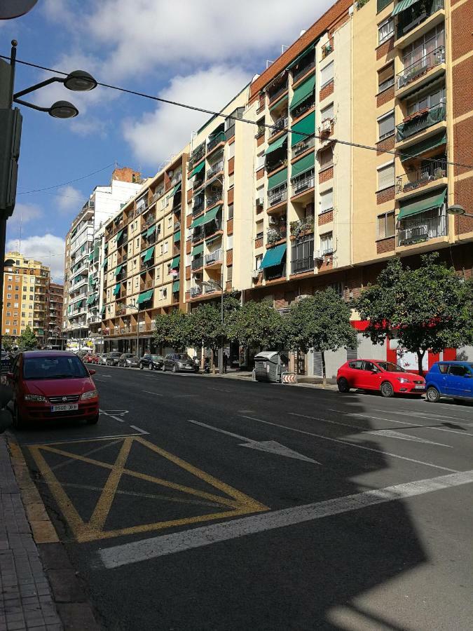Centrico Apartamento En Valencia Proximo Parada De Metro Angel Guimera Exterior foto